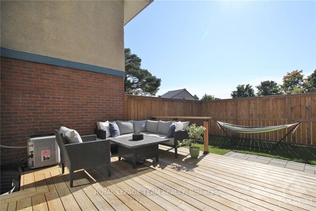 52 COSTELLO Avenue photo 27