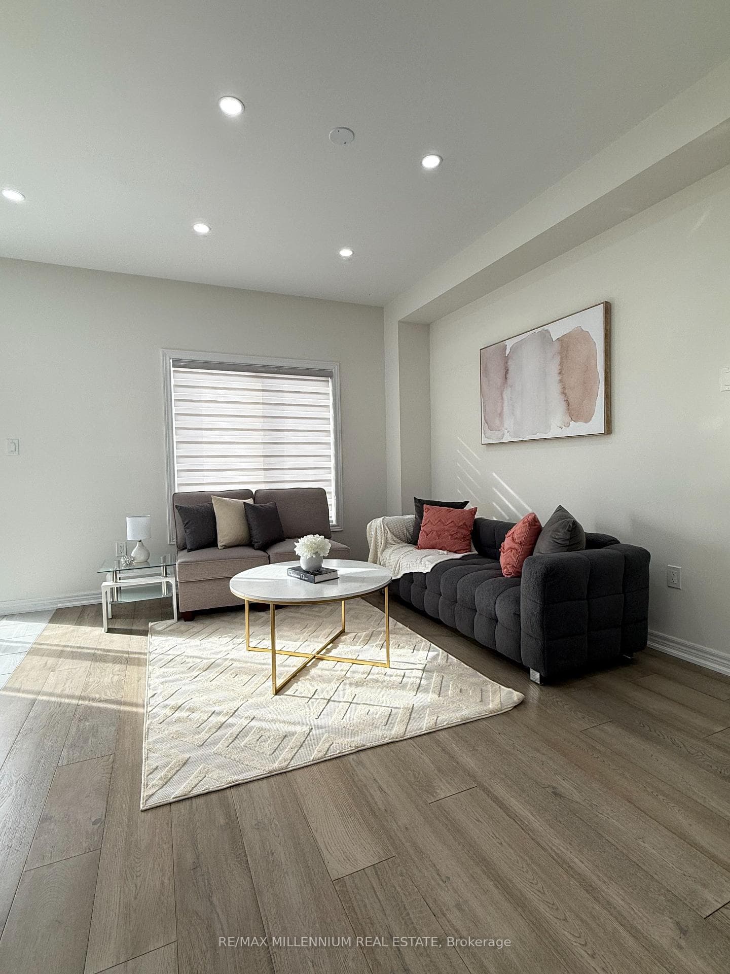 166 Clark Street photo 4