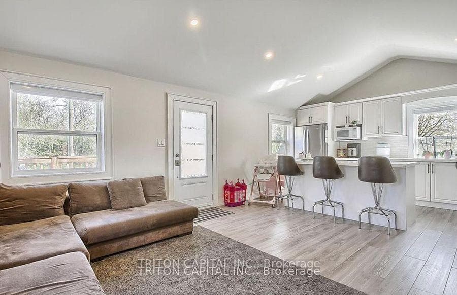 34 NAPIER Street photo 5