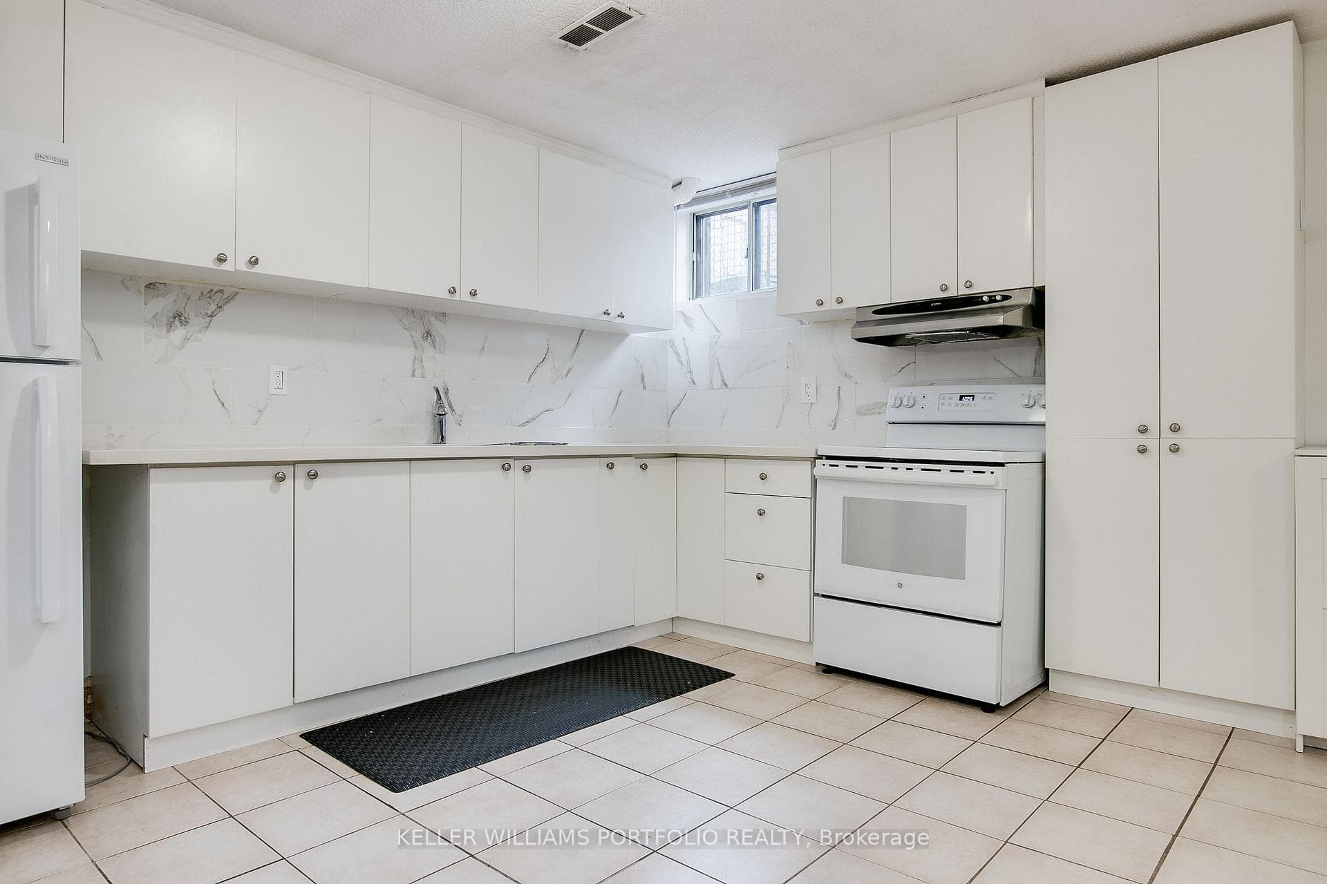 20 Montesson Street Unit Bsmt photo 7