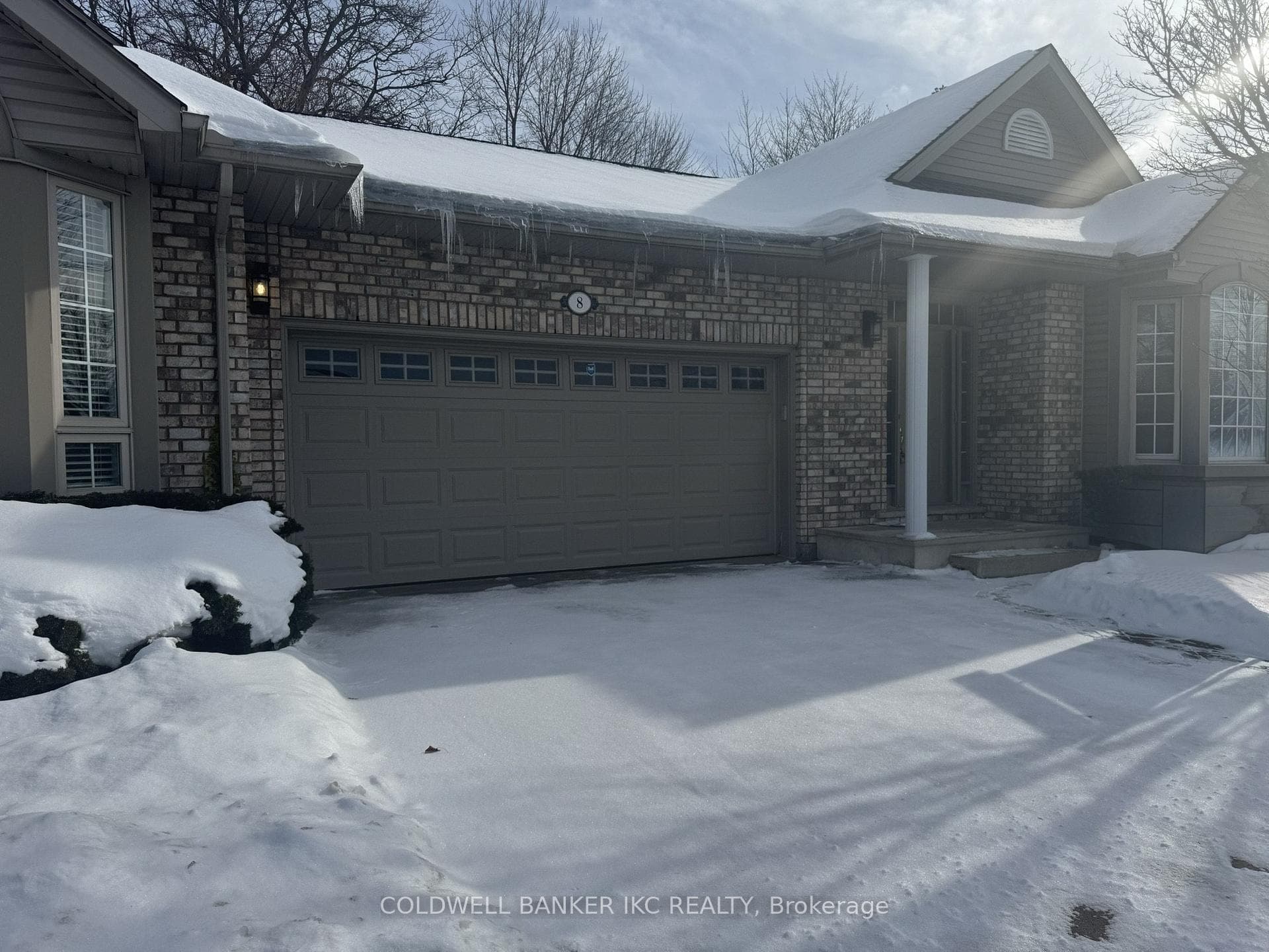 1574 Richmond Street Unit 8 photo 1