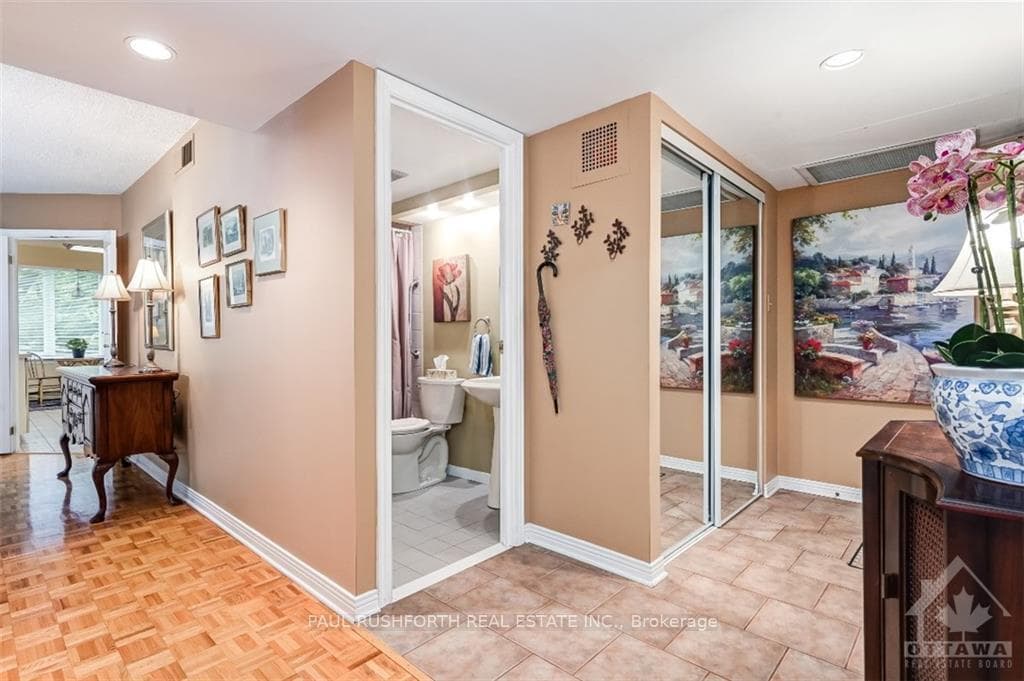 215 SOMERSET Street Unit 202 photo 4