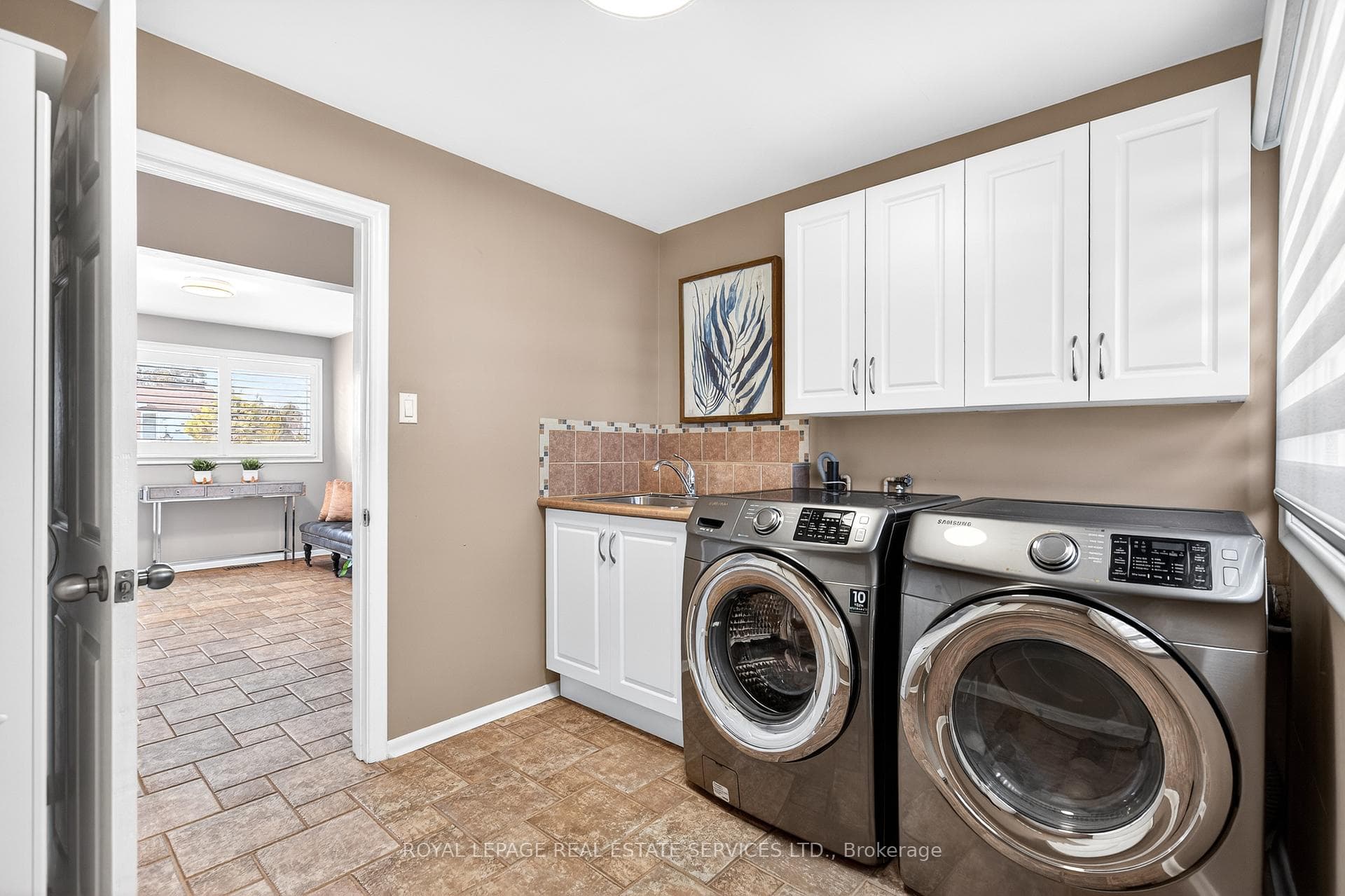 15 Belair Drive photo 7