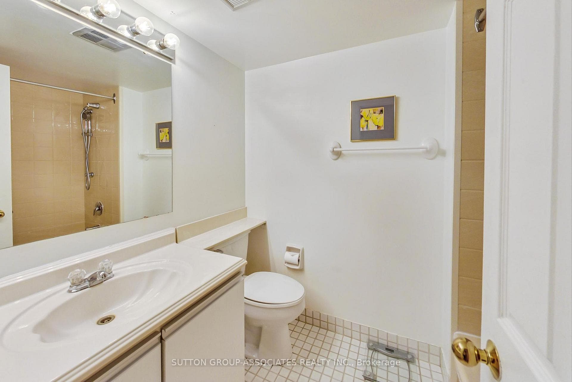 3 Concorde Place Unit 1501 photo 14