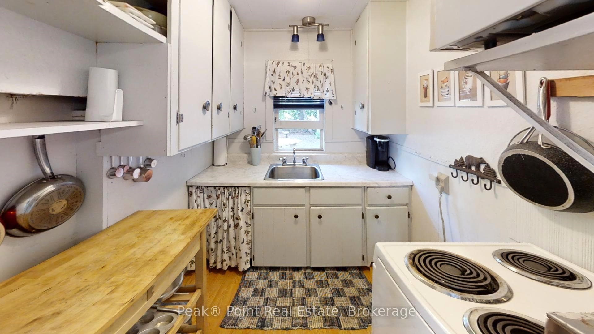 1204 SECOND Avenue photo 16