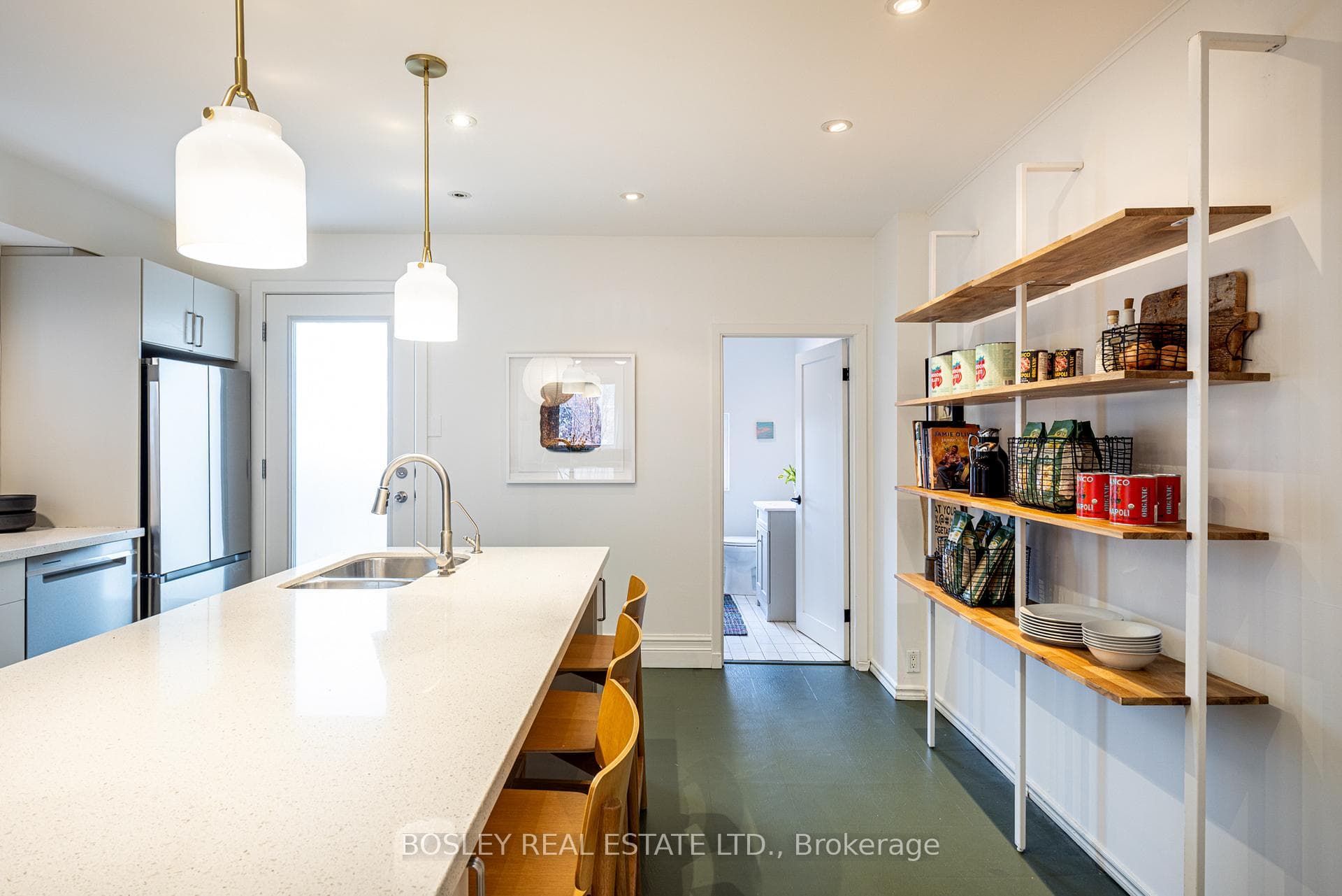 16 Mallon Avenue photo 15