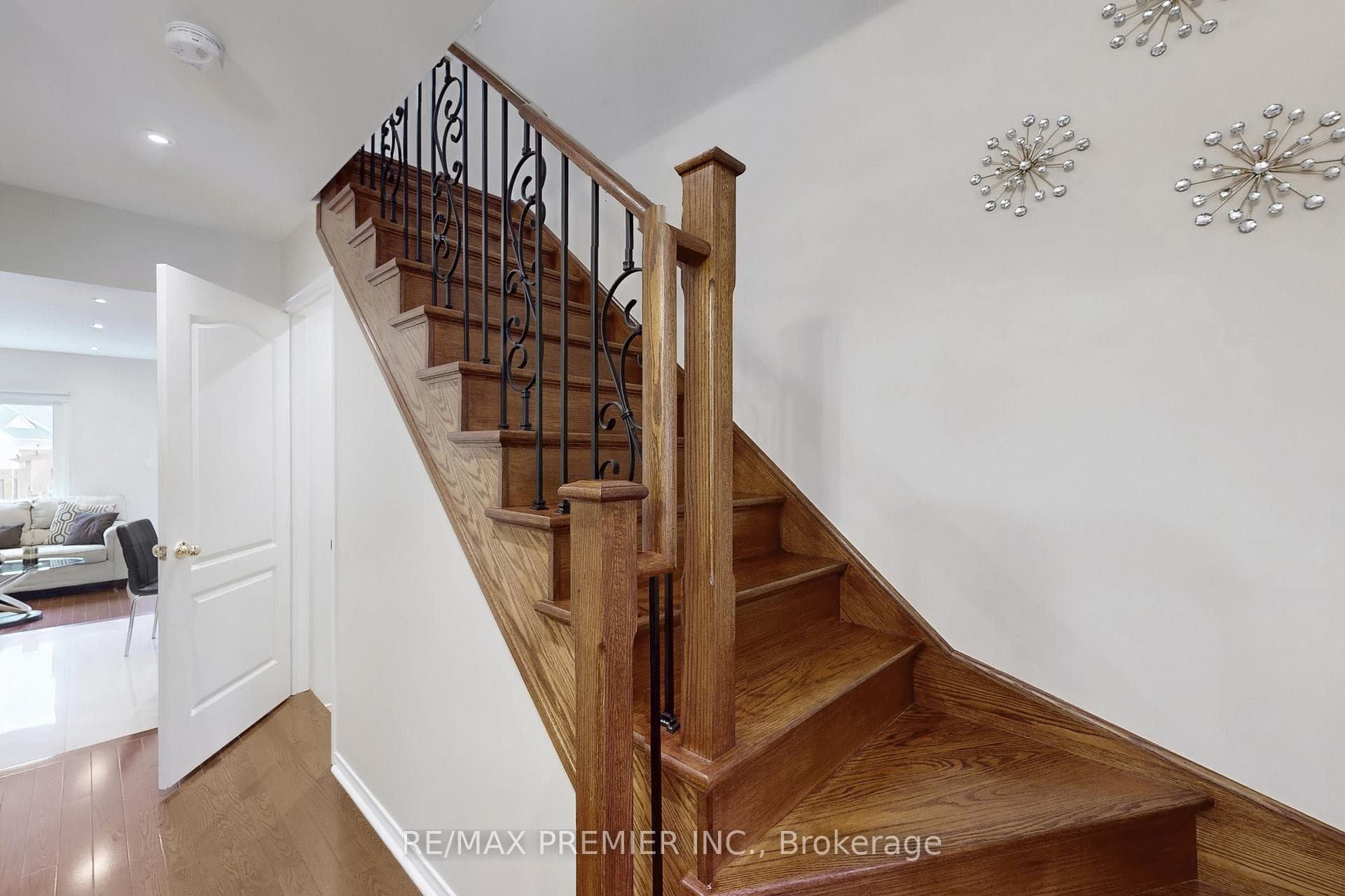 2210 Westoak Trails Boulevard photo 18