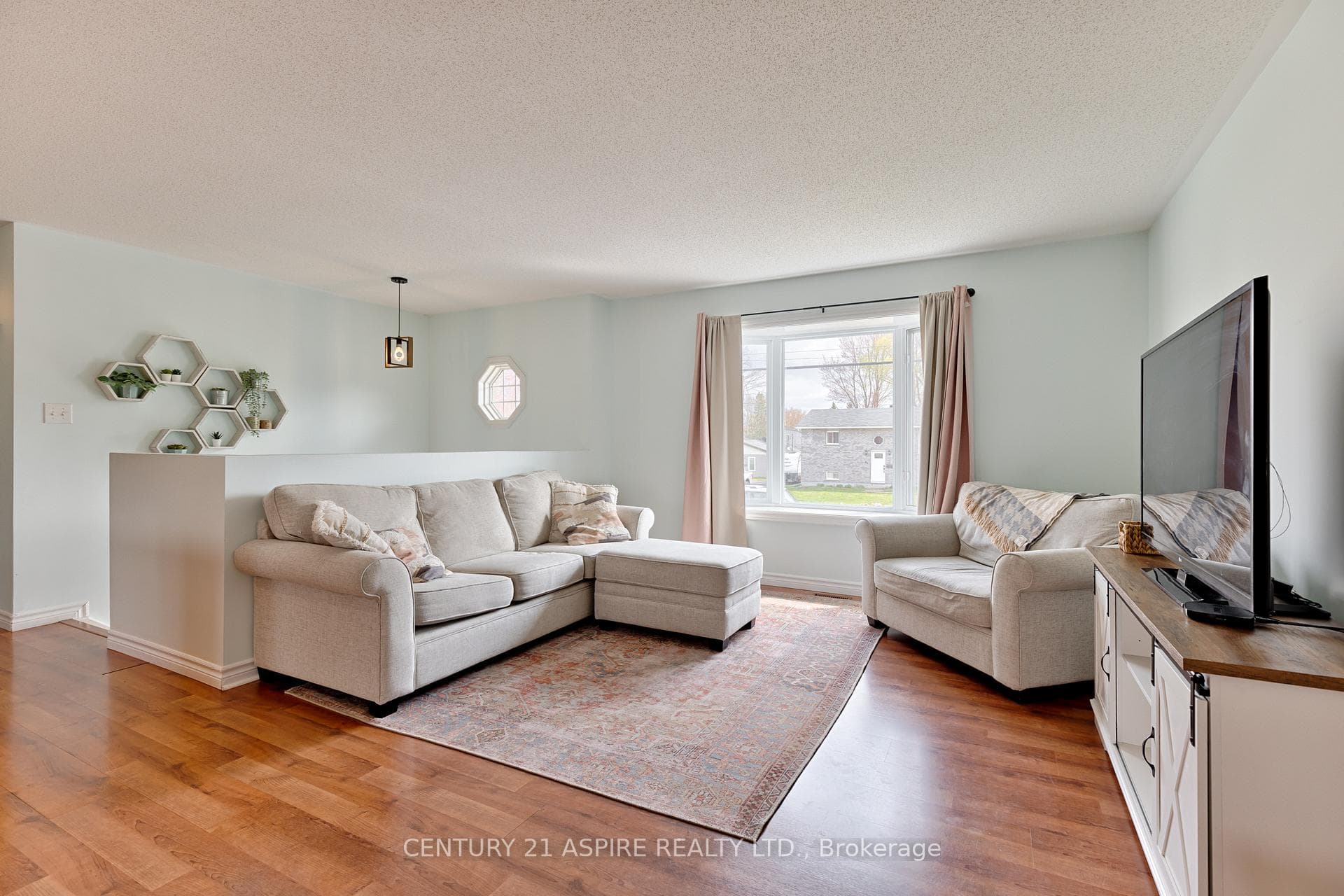 43 Selkirk Street photo 8