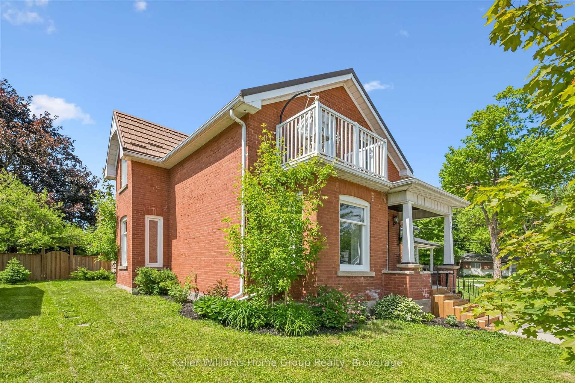 181 Frederick Street photo 4