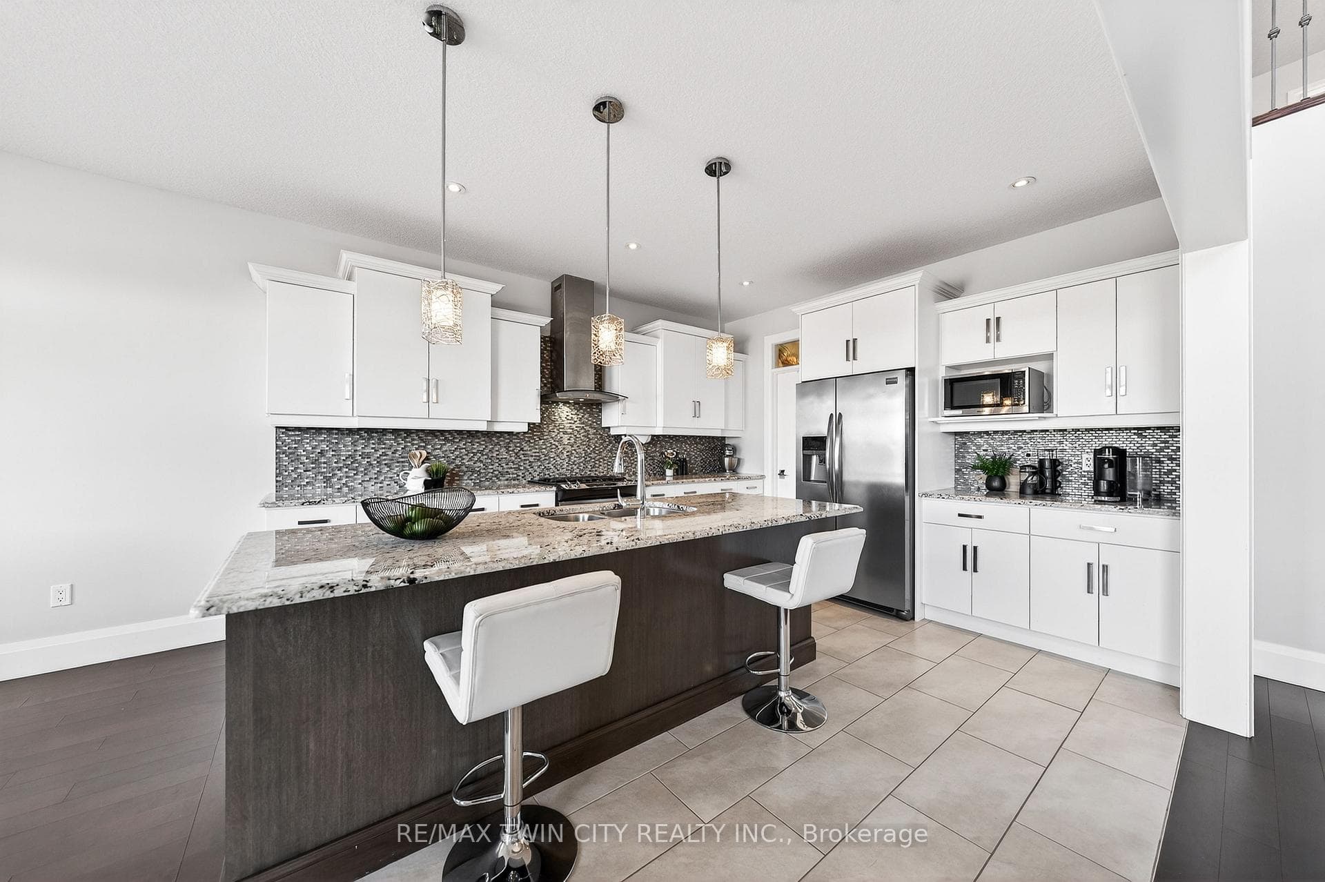 557 Millstream Drive photo 13
