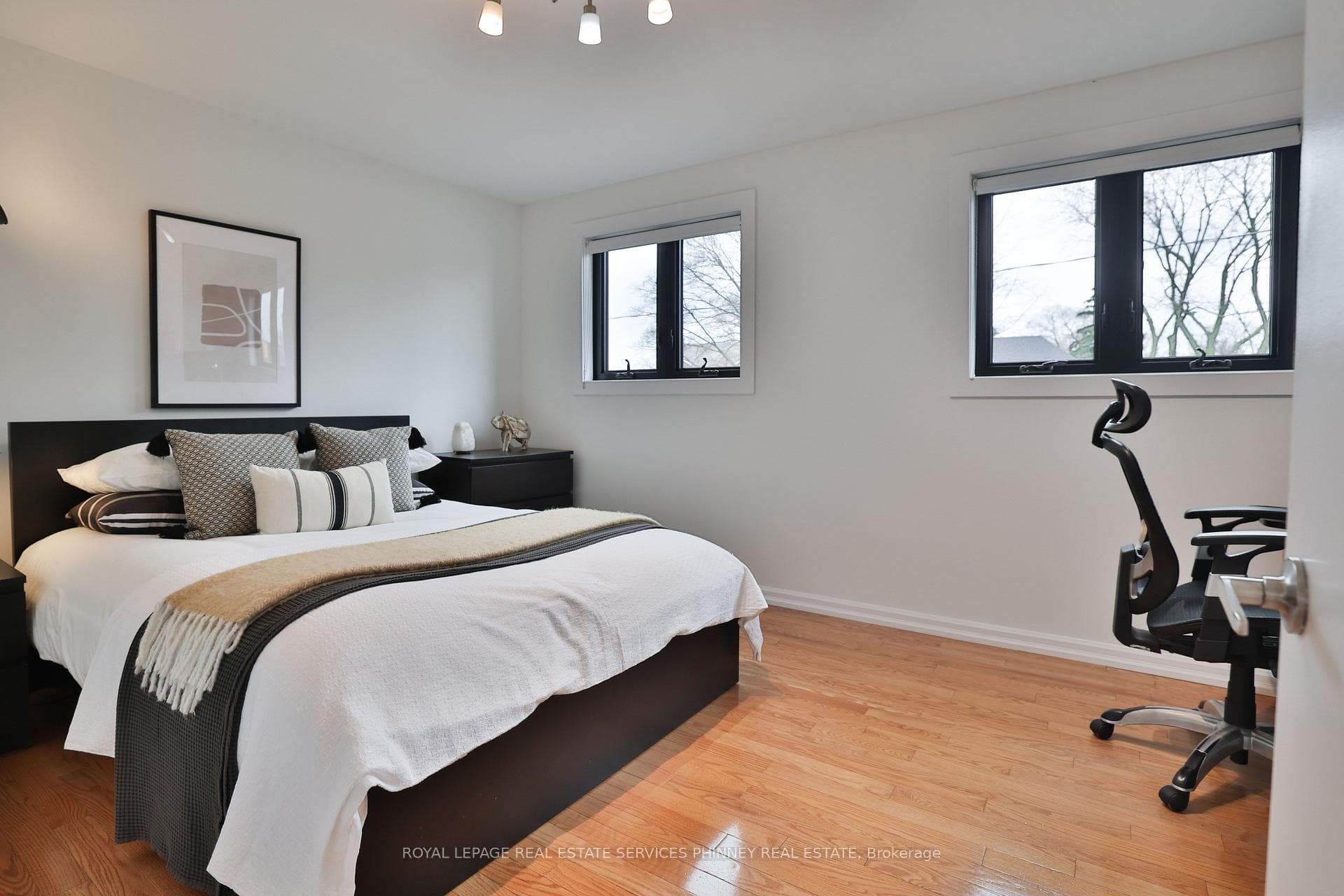 3 Shaver Avenue photo 27