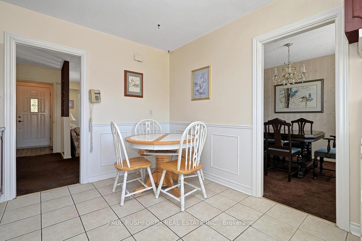 12 Parkside Crescent photo 13