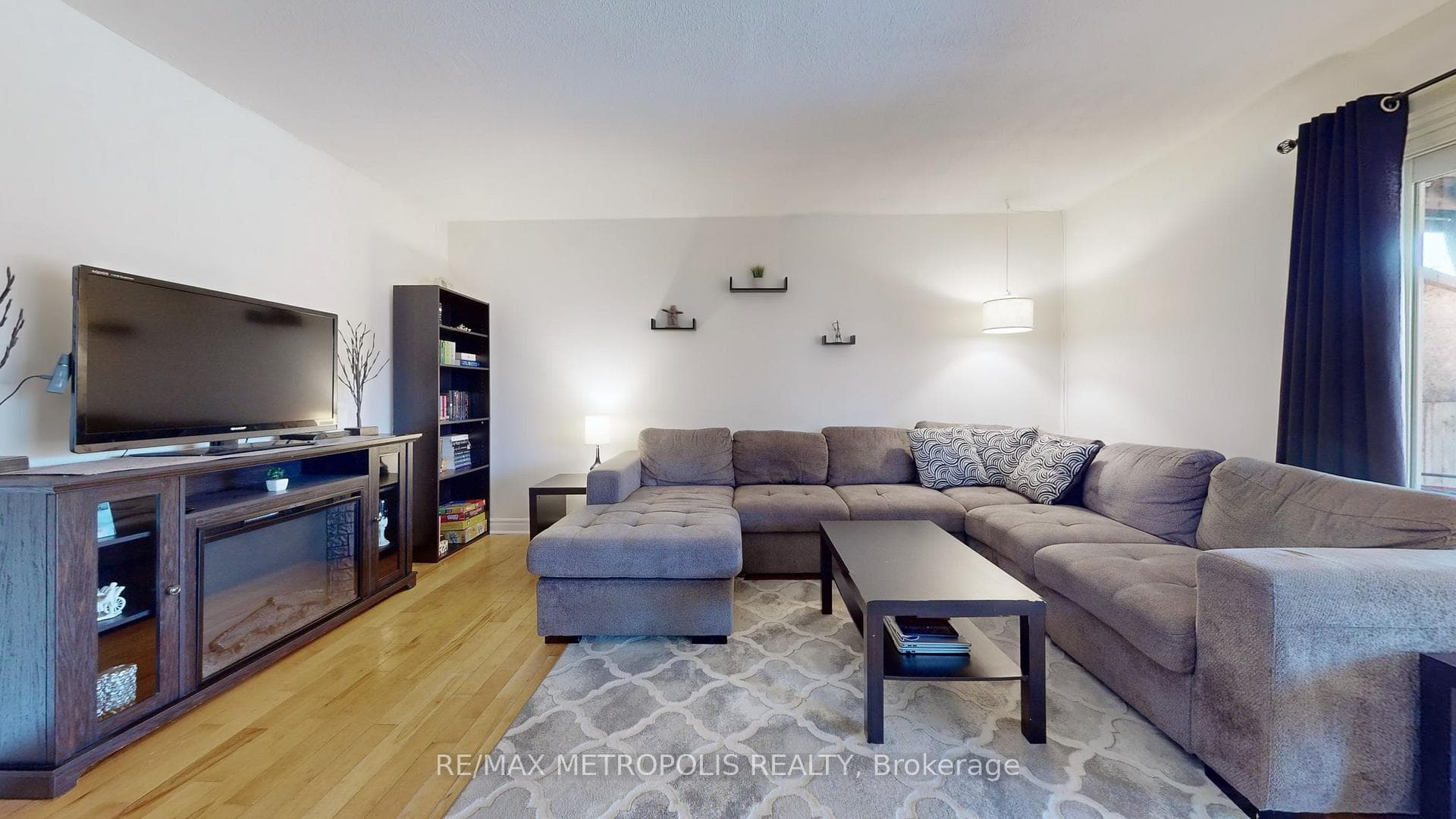 81 Greene Drive photo 5