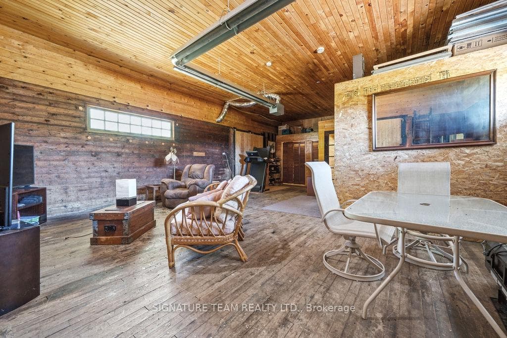 266 Foymount Road photo 30