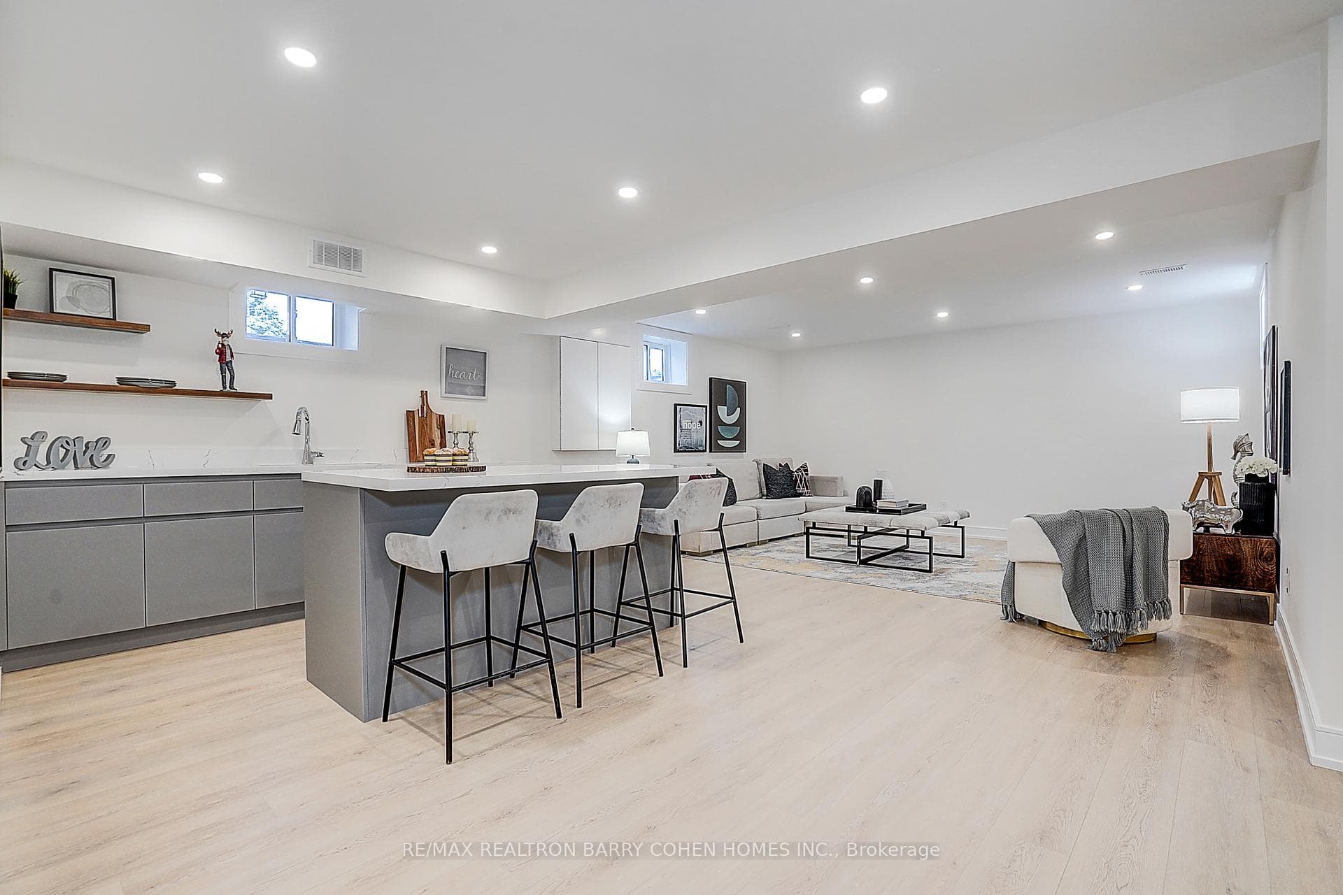 34 Elliotwood Court photo 32