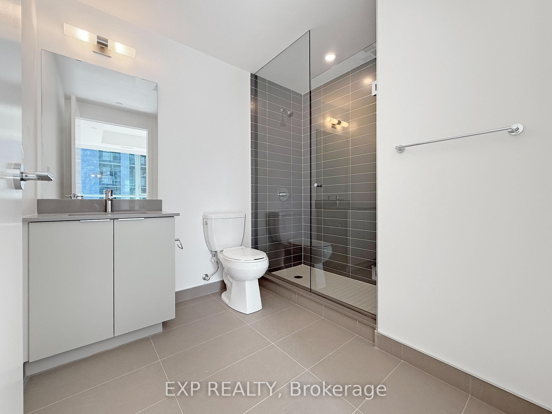 3079 Trafalgar Road Unit 1002 photo 33