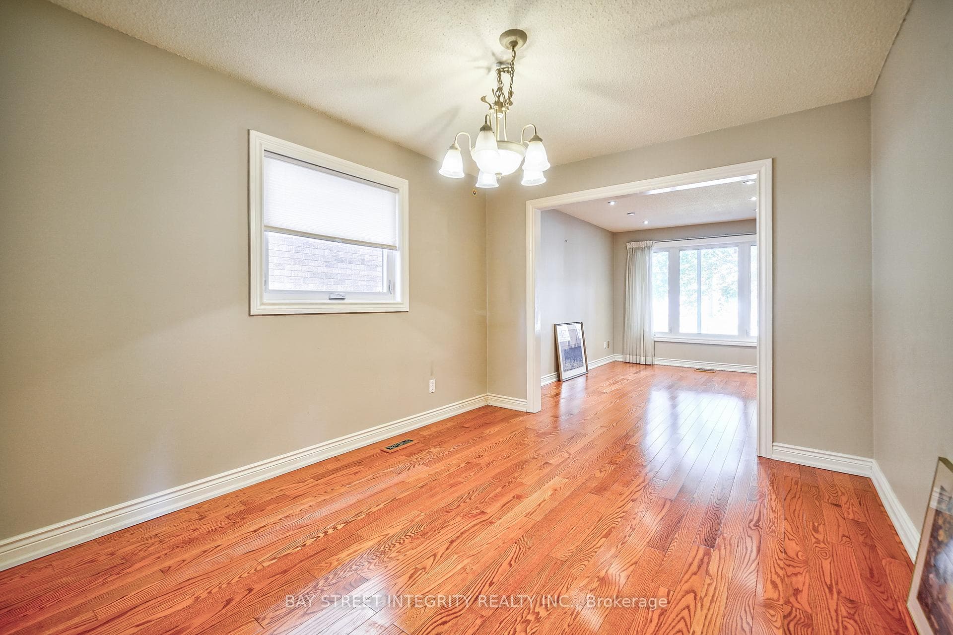 2626 Innisfil Road photo 12