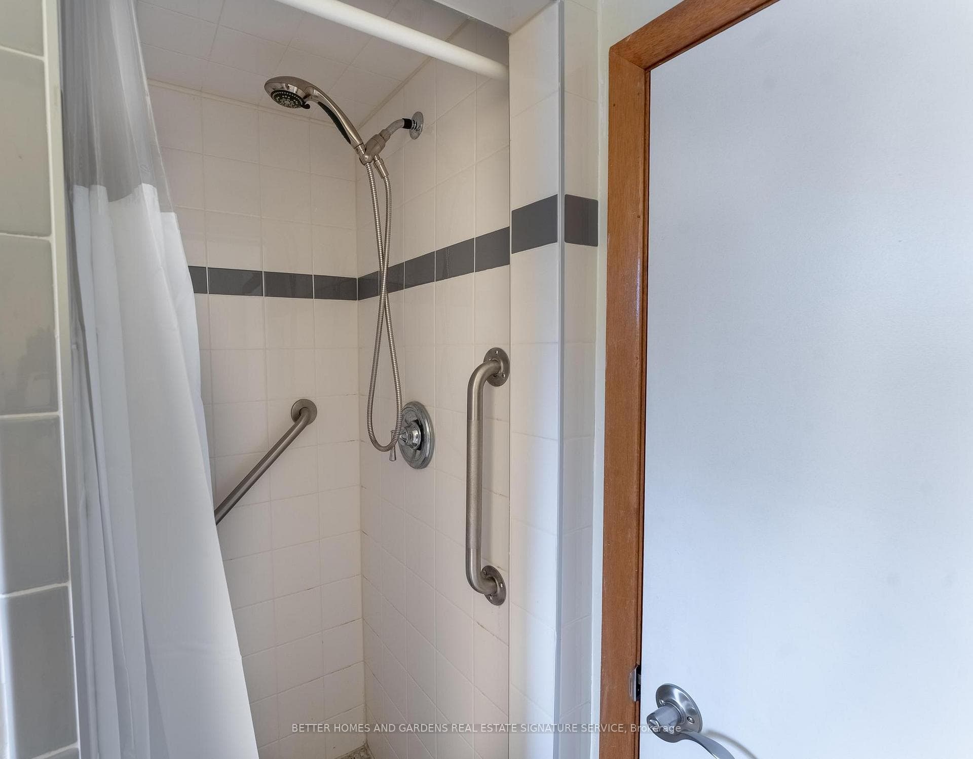 15 Joy Court Unit Bsmt photo 8