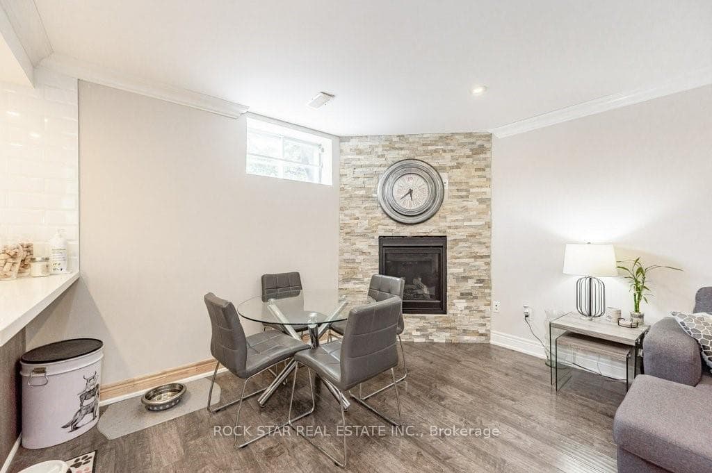 11 Aterno Drive photo 12