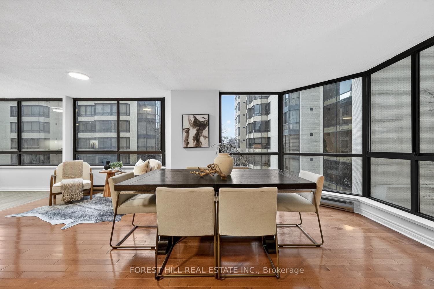 280 Simcoe Street Unit 701A photo 11