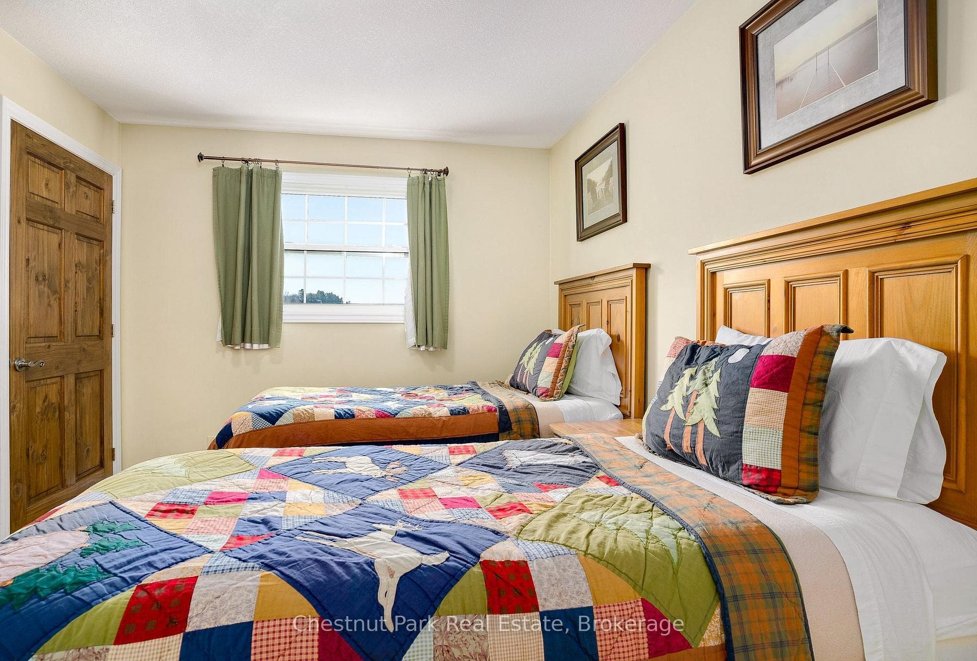 1052 RAT BAY Road Unit 115-10 photo 28