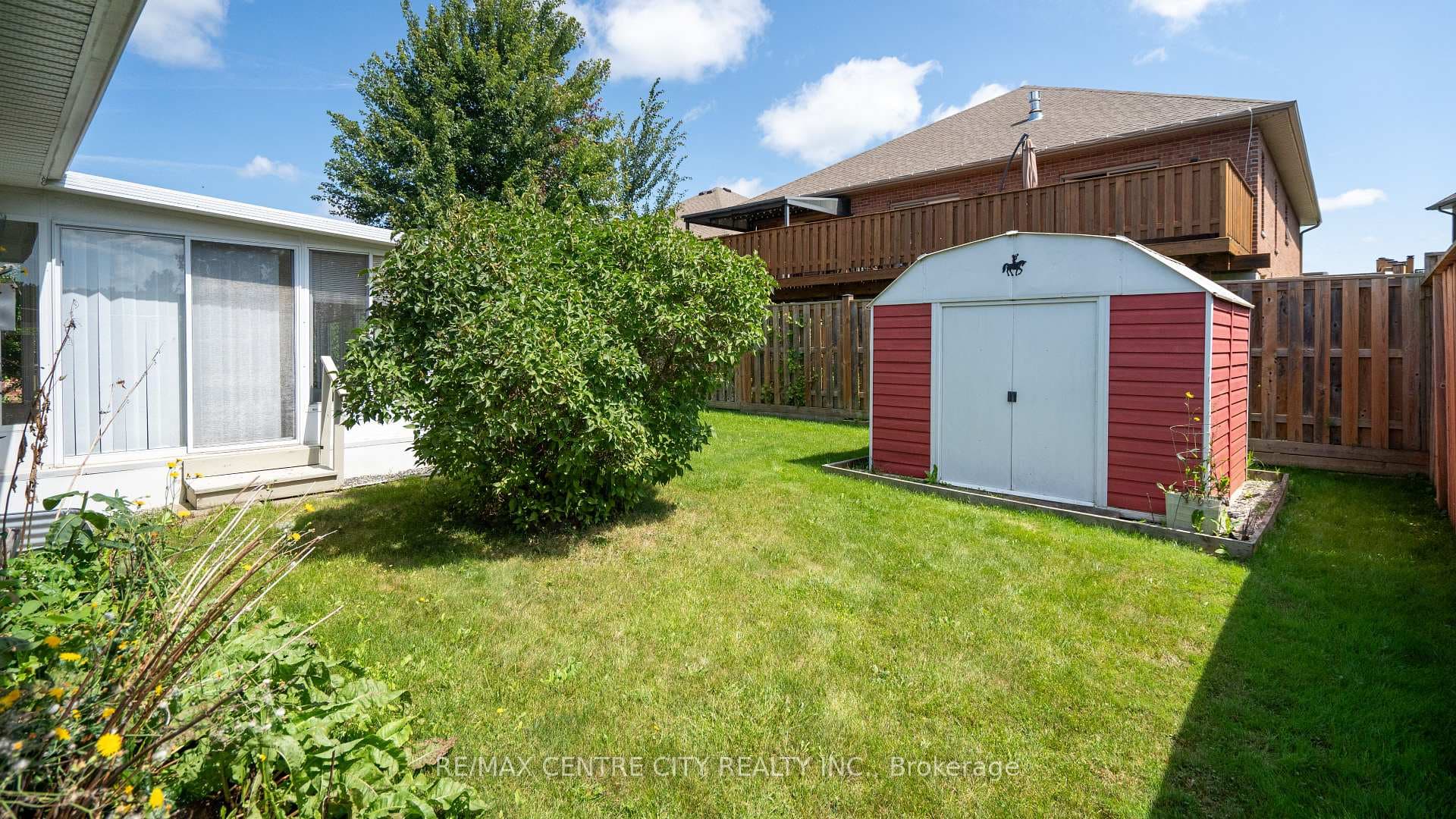 547 Agnes Drive photo 6