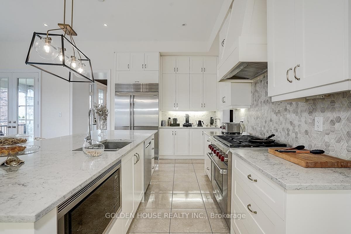 150 ELMERS Lane photo 13