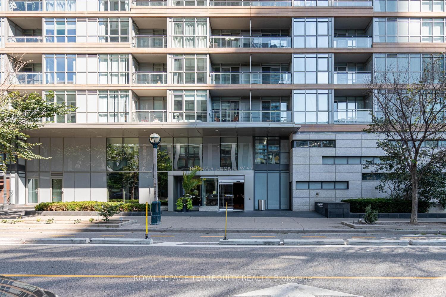 151 Dan Leckie Way Unit 610 photo 5