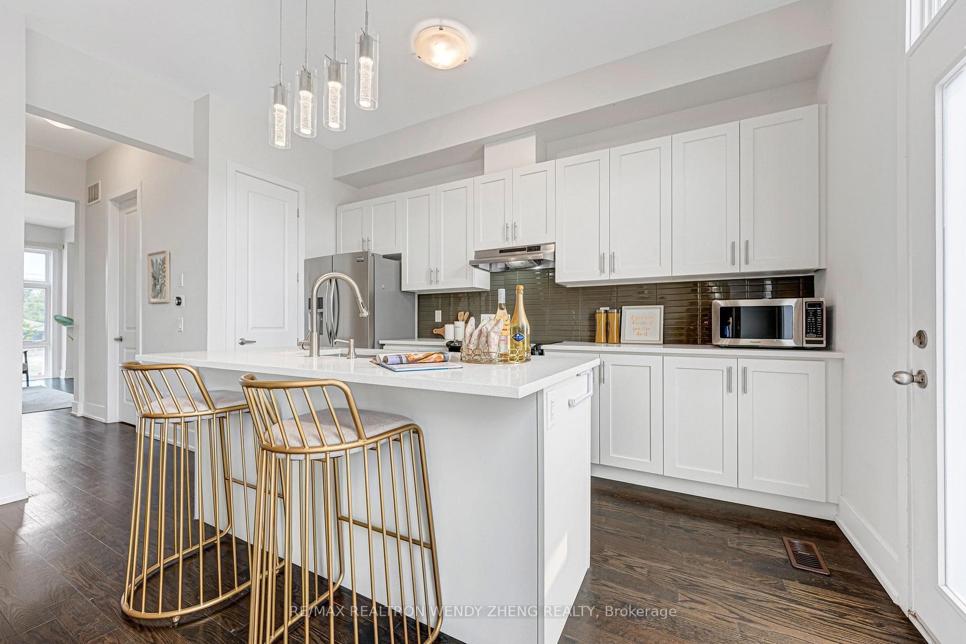 9184 Bathurst Street photo 11