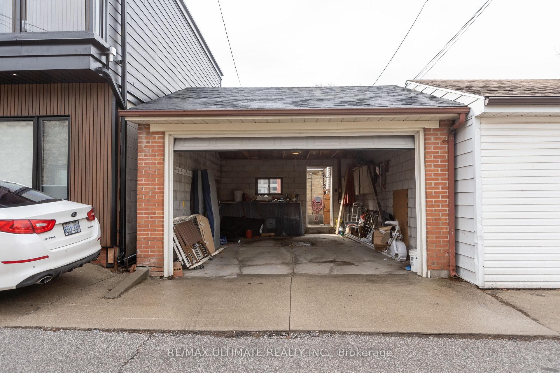 116 Ascot Avenue photo 40