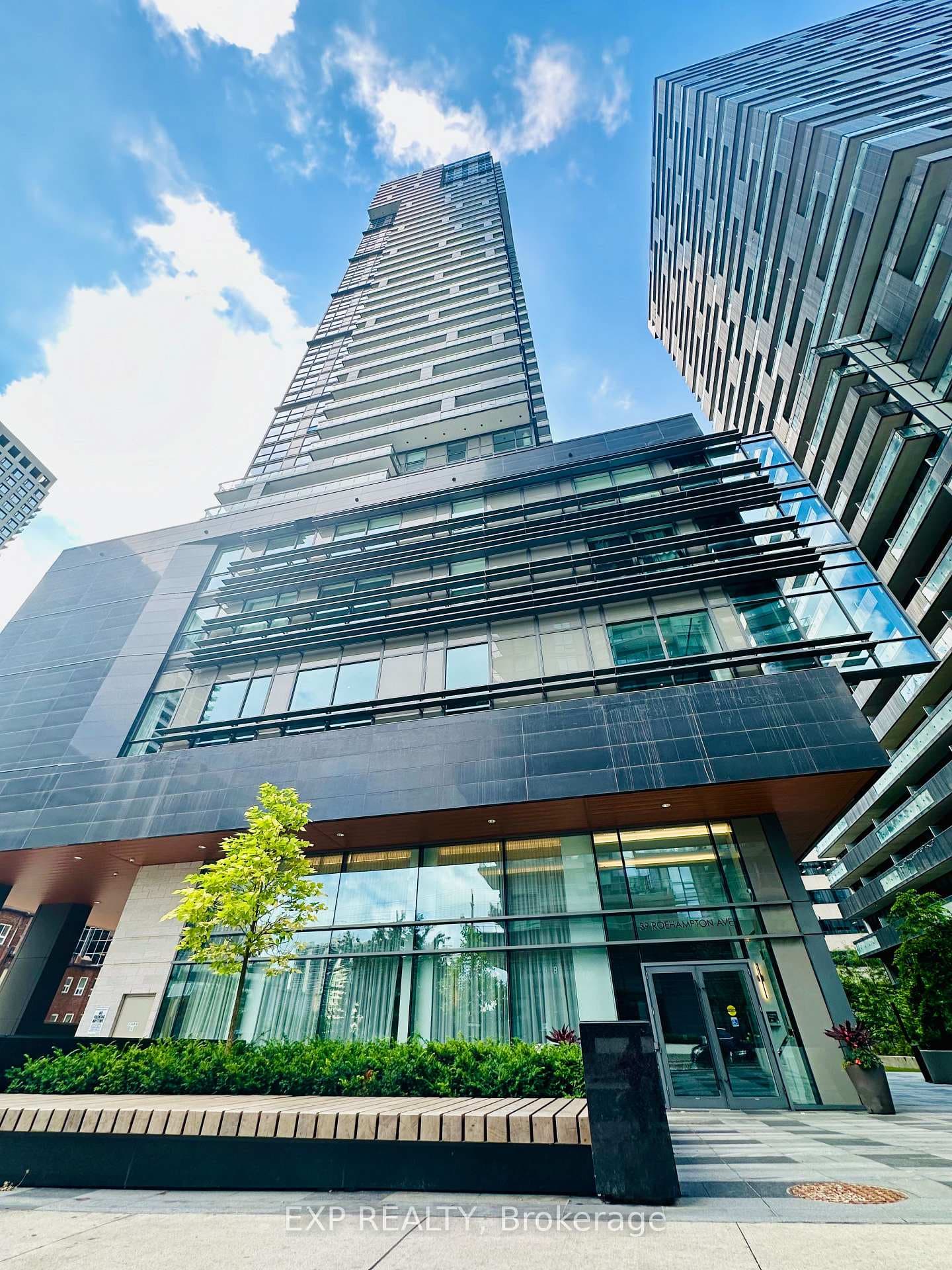 39 Roehampton Avenue Unit 4208 photo 19