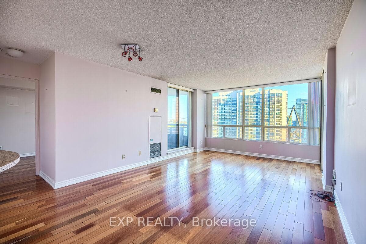 5765 Yonge Street Unit Ph601 photo 29