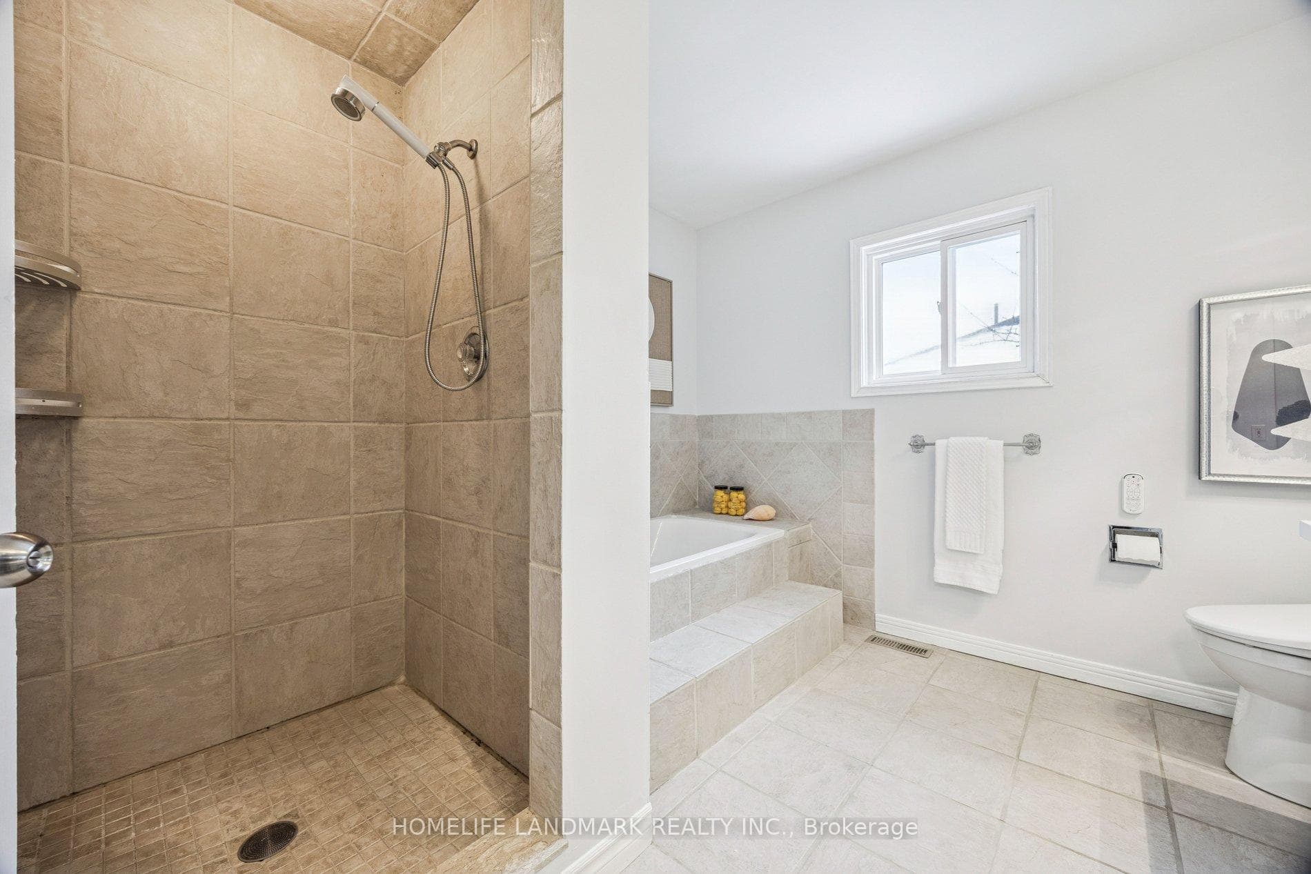 149 Glenmanor Way photo 21