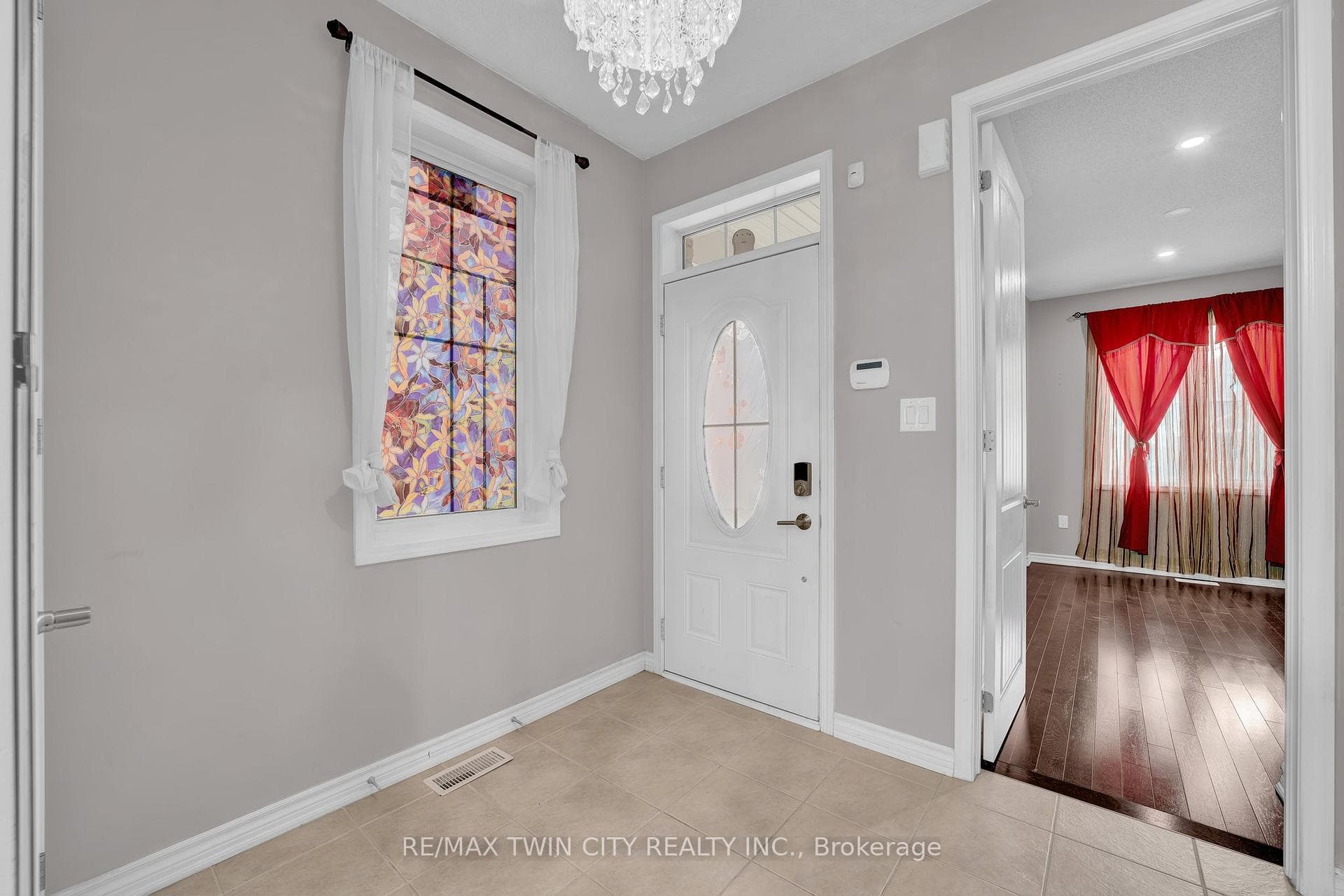 78 Enford Crescent photo 3