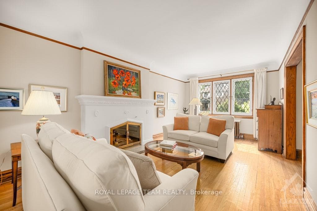 241 FOURTH Avenue photo 3