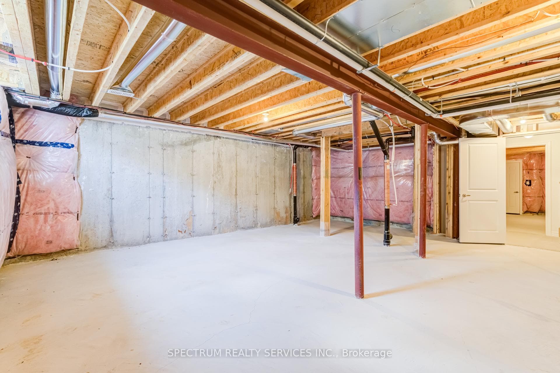 77 Muzzo Drive photo 45