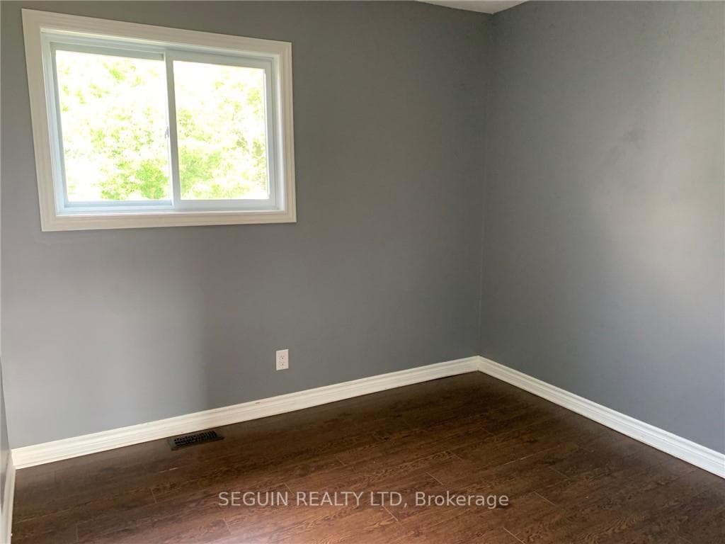 344 CHAMPLAIN Street photo 18