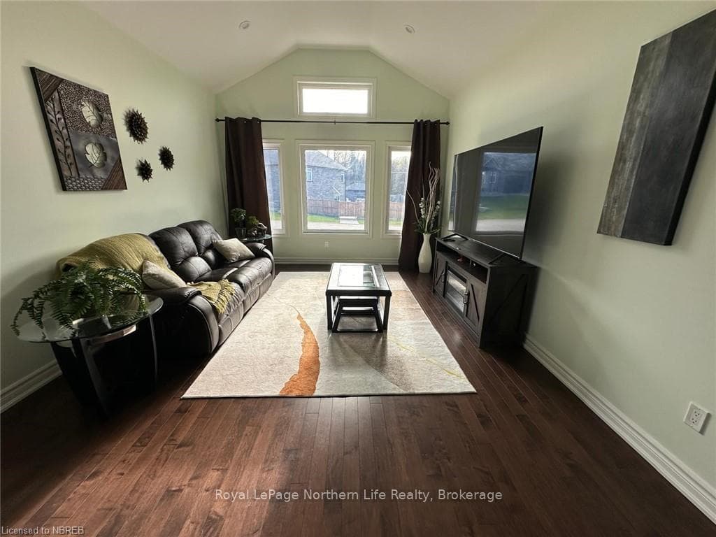 7 GRAND MAPLE Lane photo 7