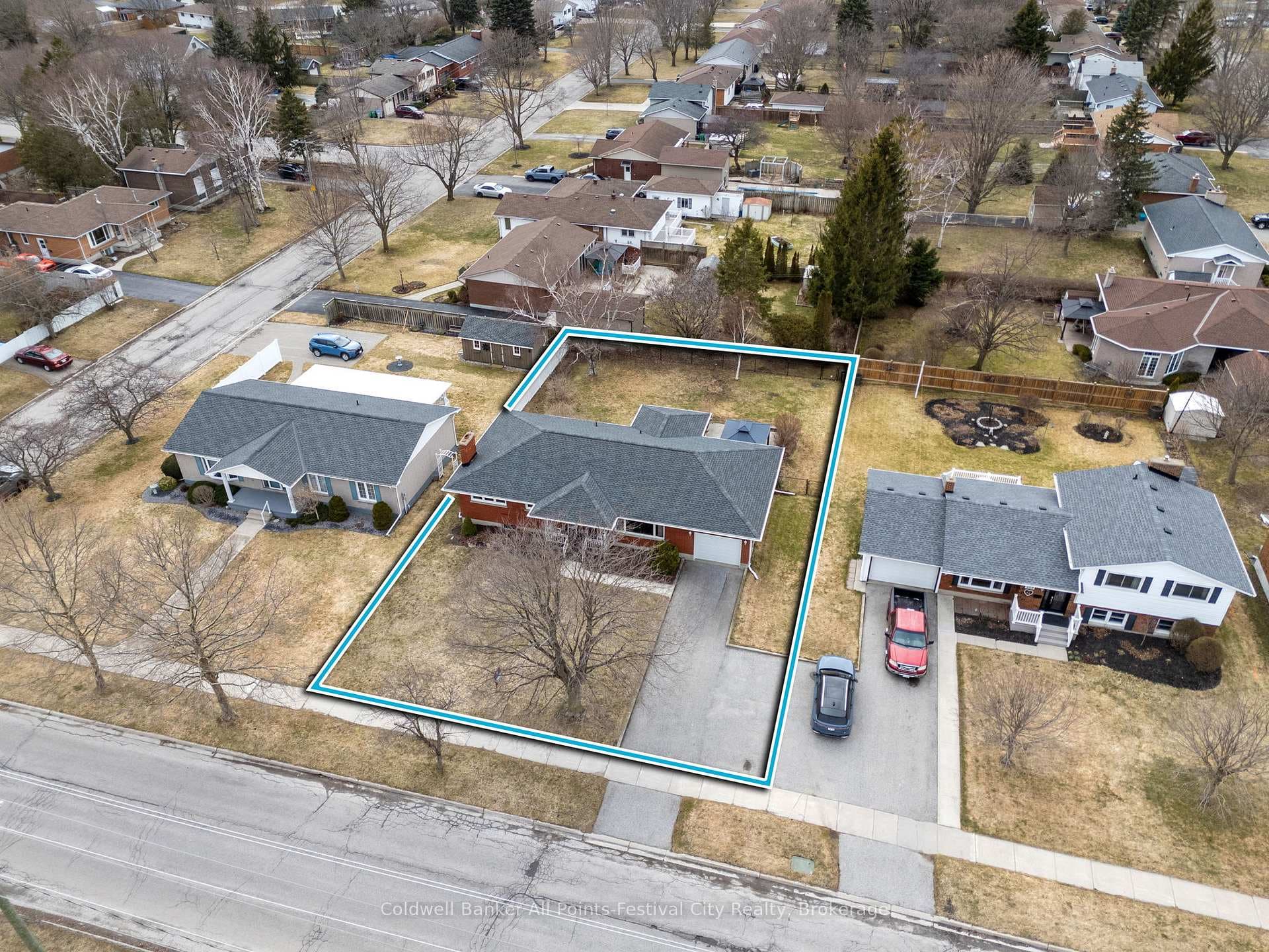 318 Eldon Street photo 2