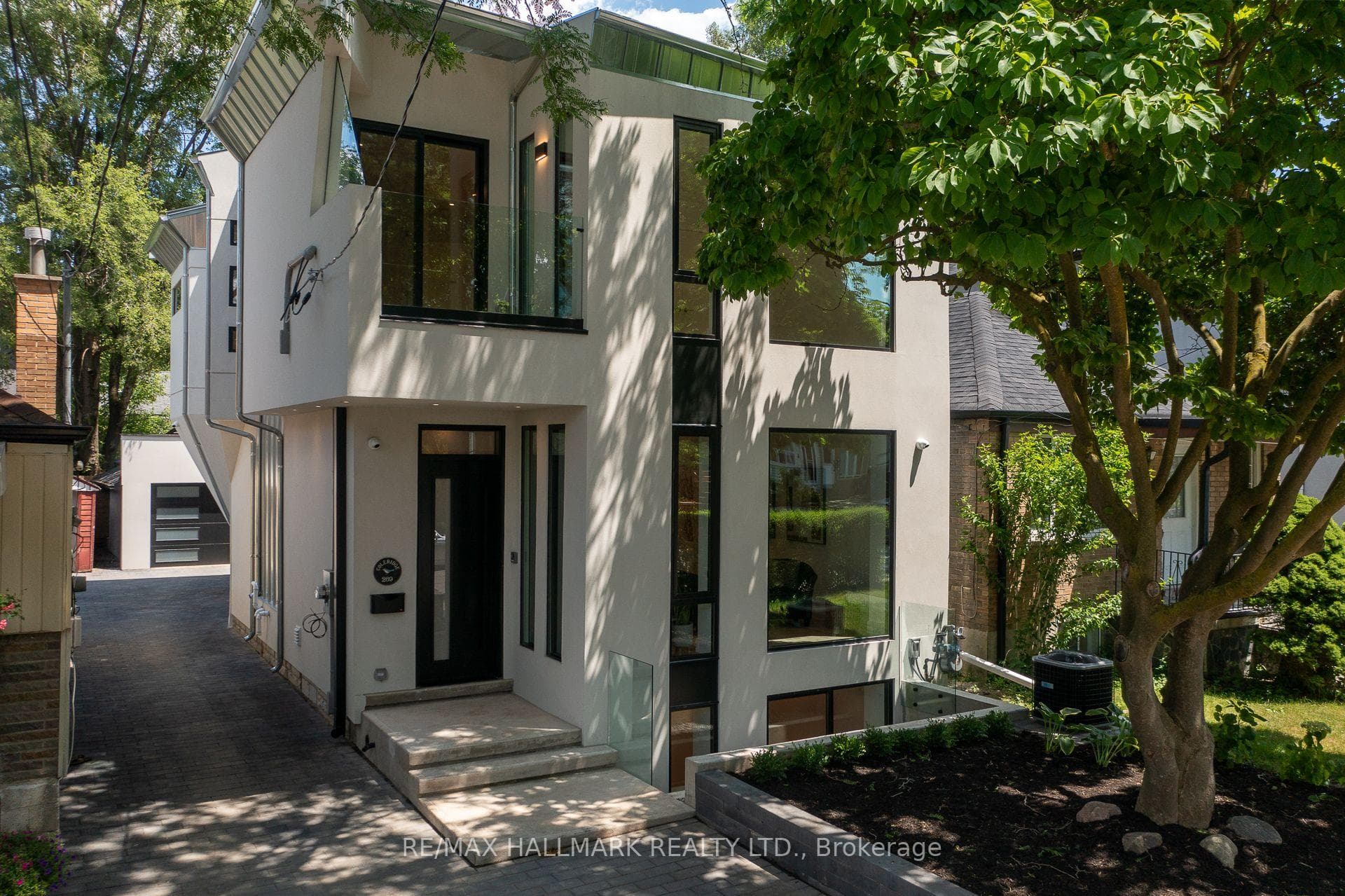 269 Coleridge Avenue photo 2