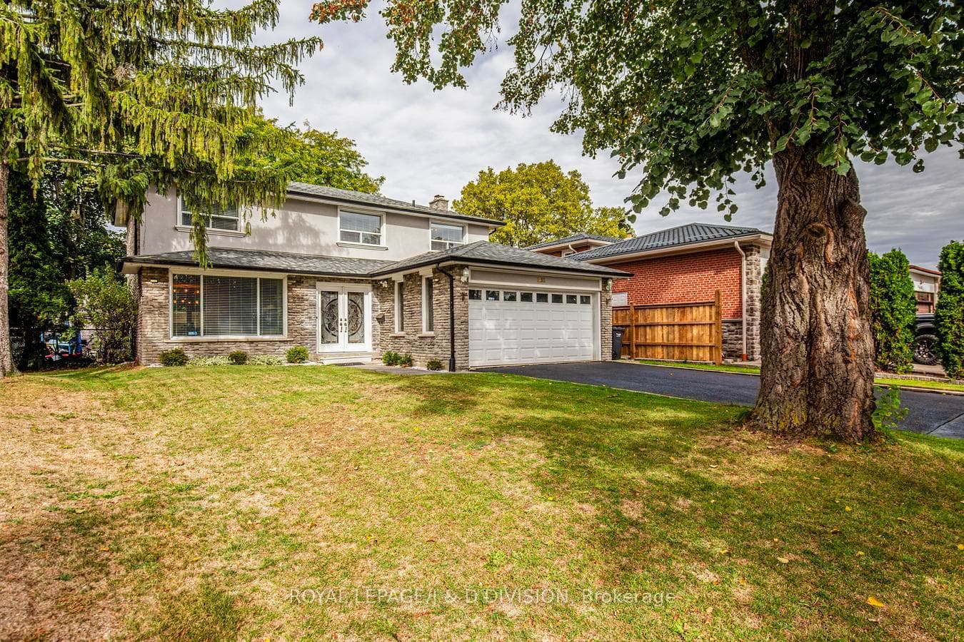 1432 Goldmar Drive photo 1
