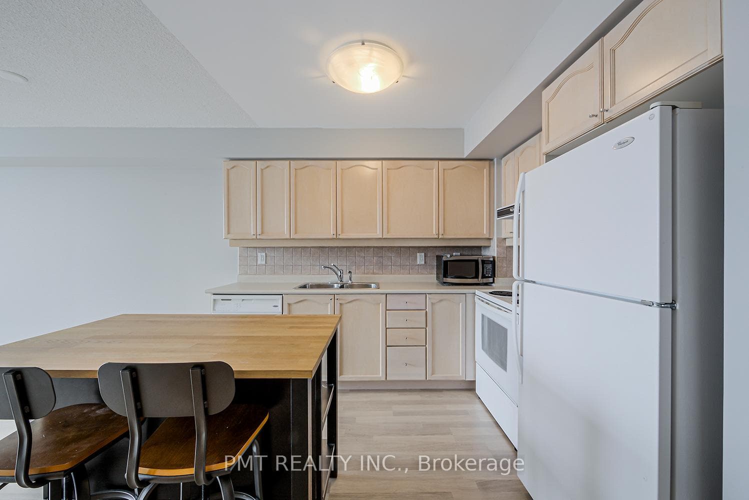 710 Humberwood Boulevard Unit 1910 photo 5