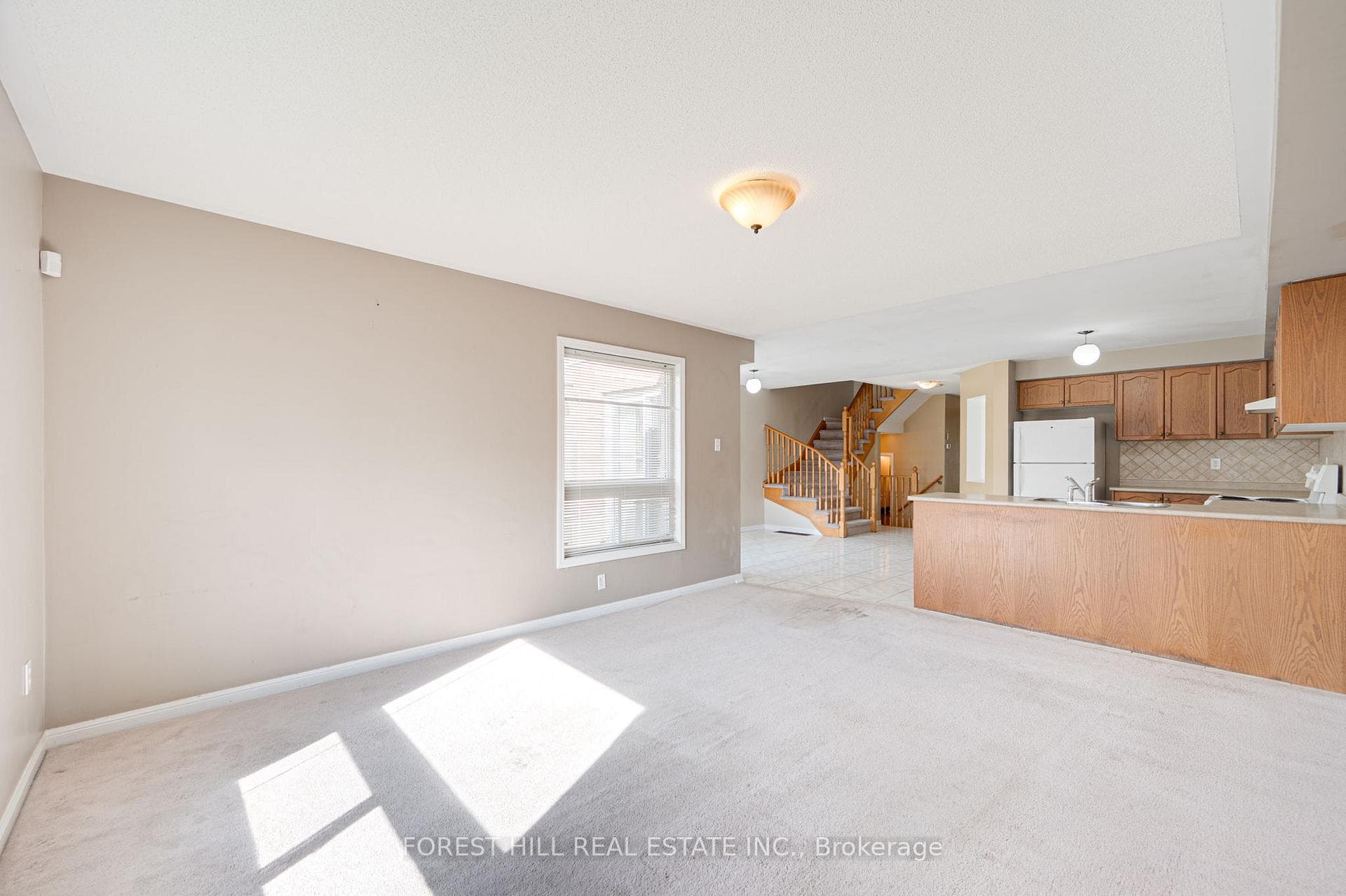 54 Livingston Road photo 12