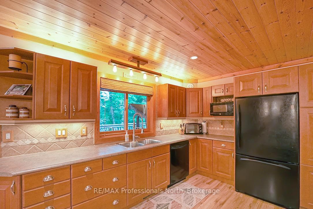 2272 Minnicock Lake Road photo 15