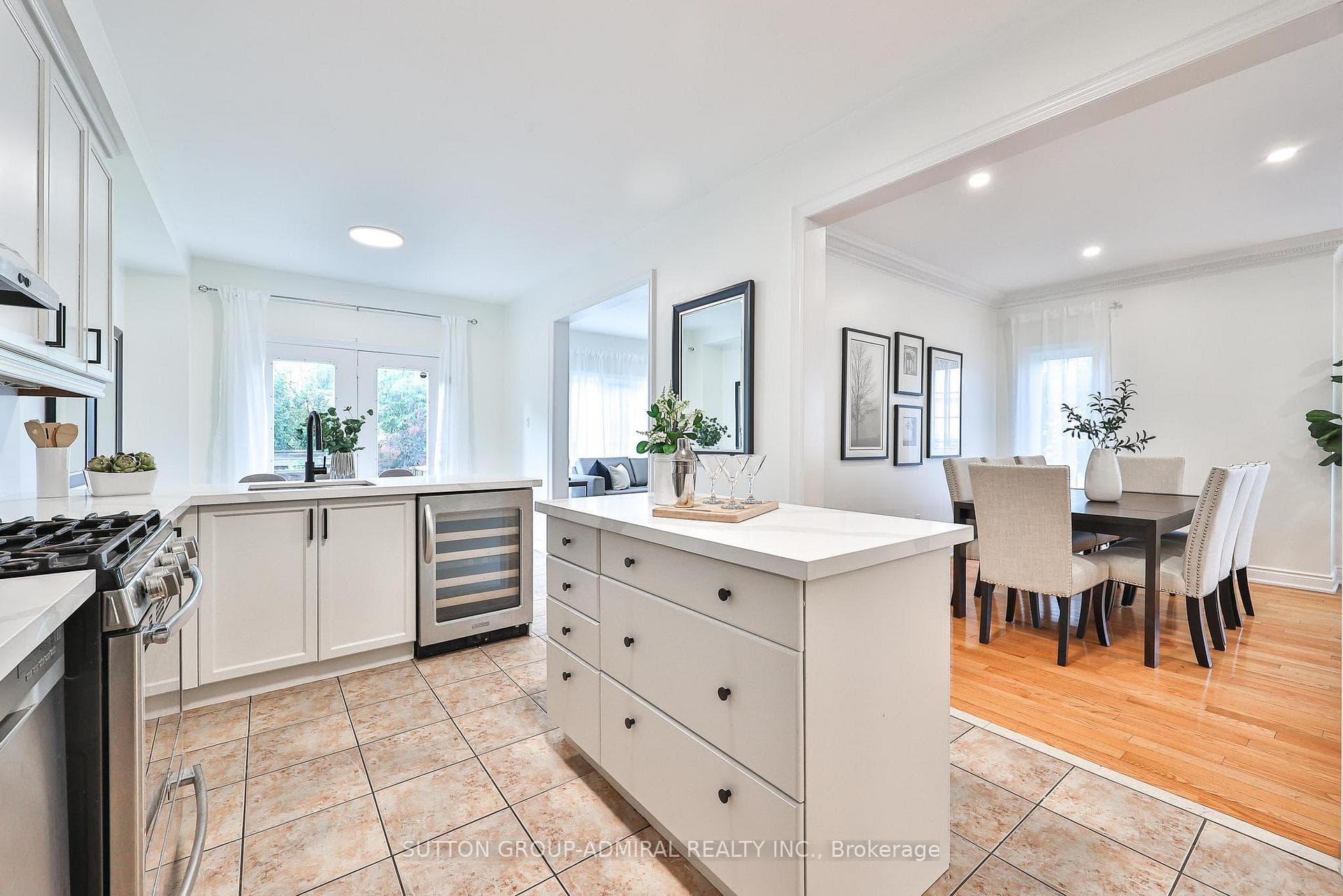 502 Apple Blossom Drive photo 18