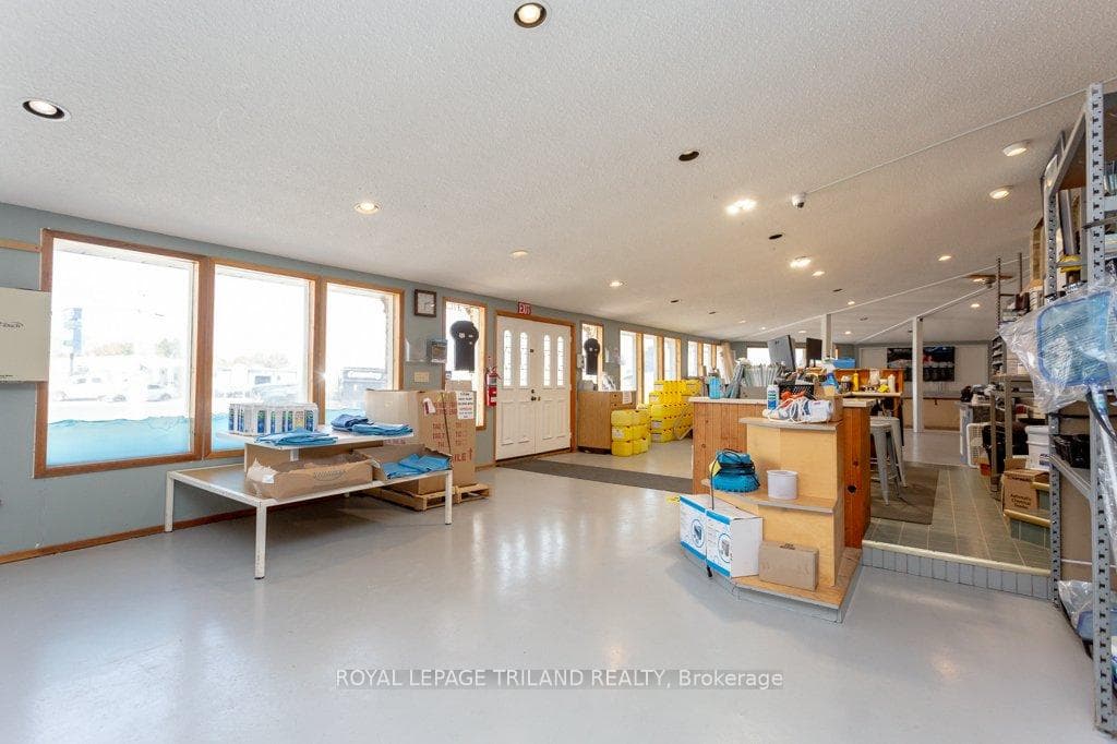 1244 Talbot Street photo 34