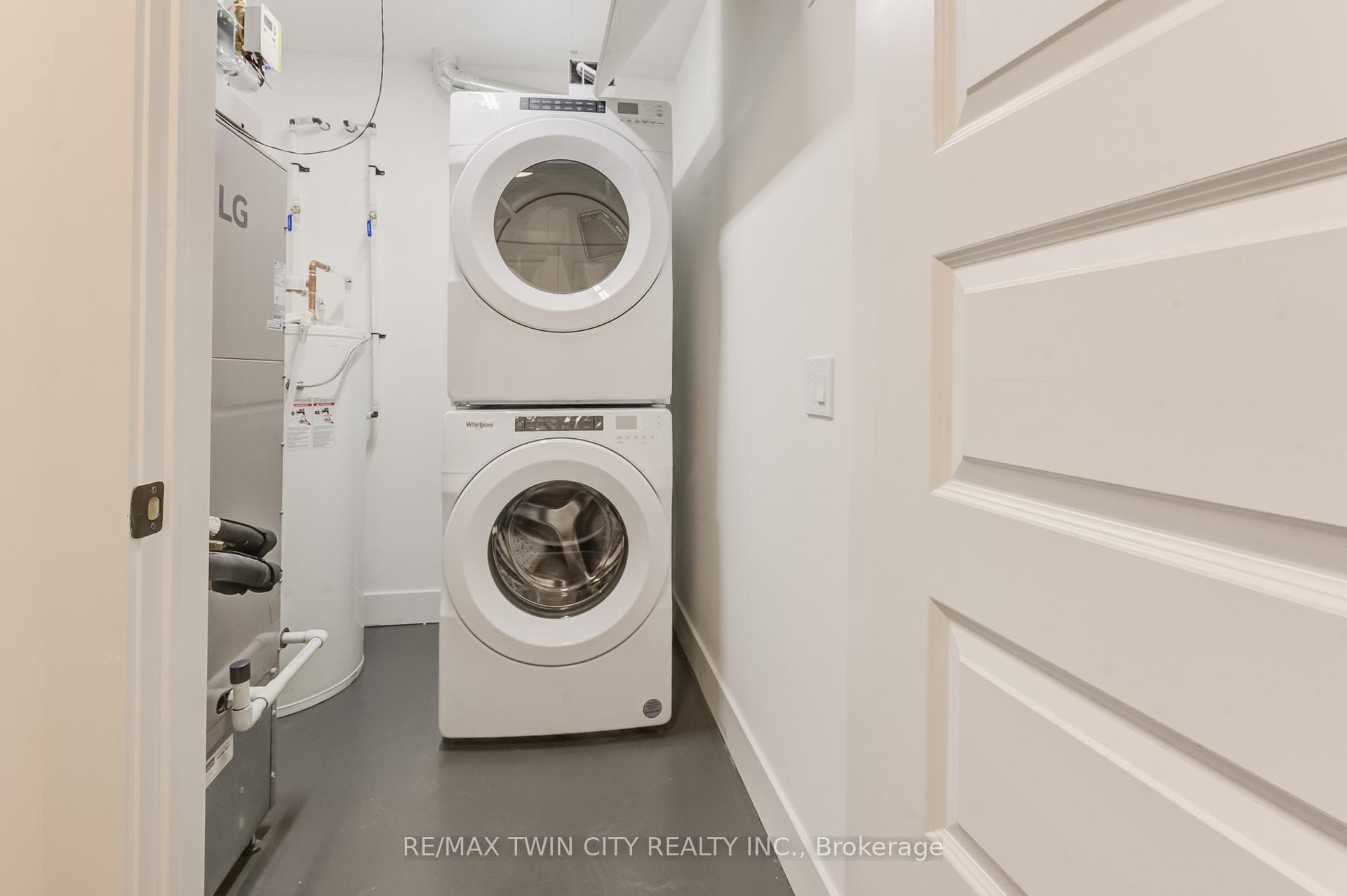 In suite Laundry