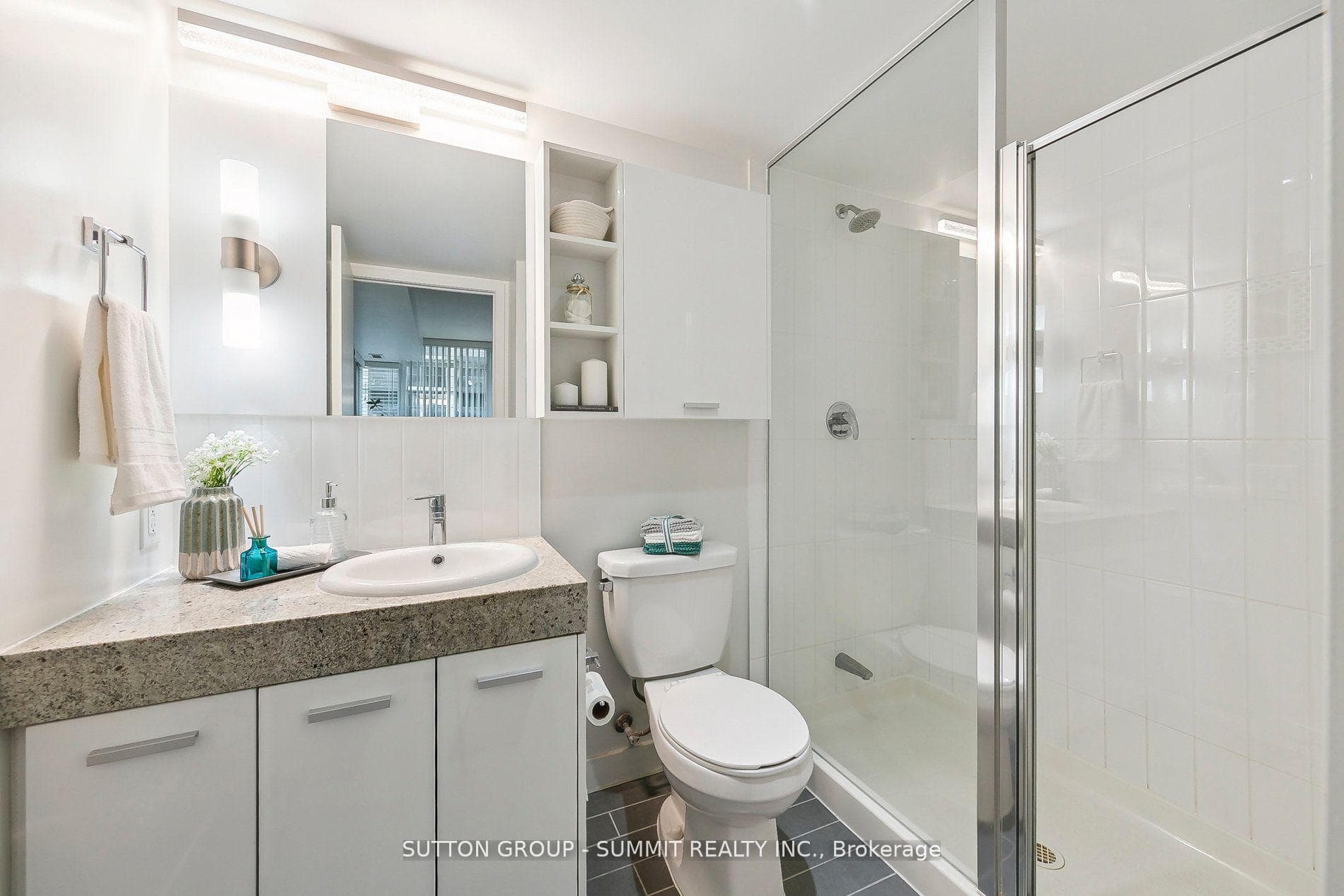 15 SINGER Court Unit 1111 photo 24