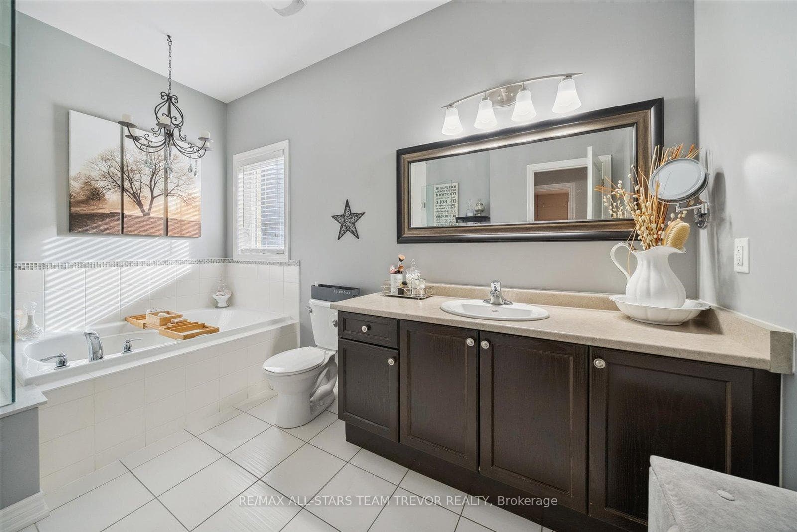 46 Mackenzie Court photo 18