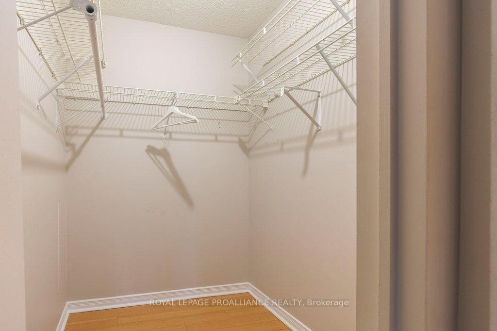 54 Tripp Boulevard Unit 211 photo 19